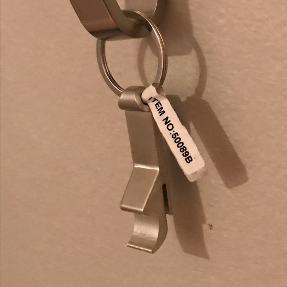 SOLD IN A BUNDLE. NY bottle opener key ring & CA keychain! - Picture 7 of 8